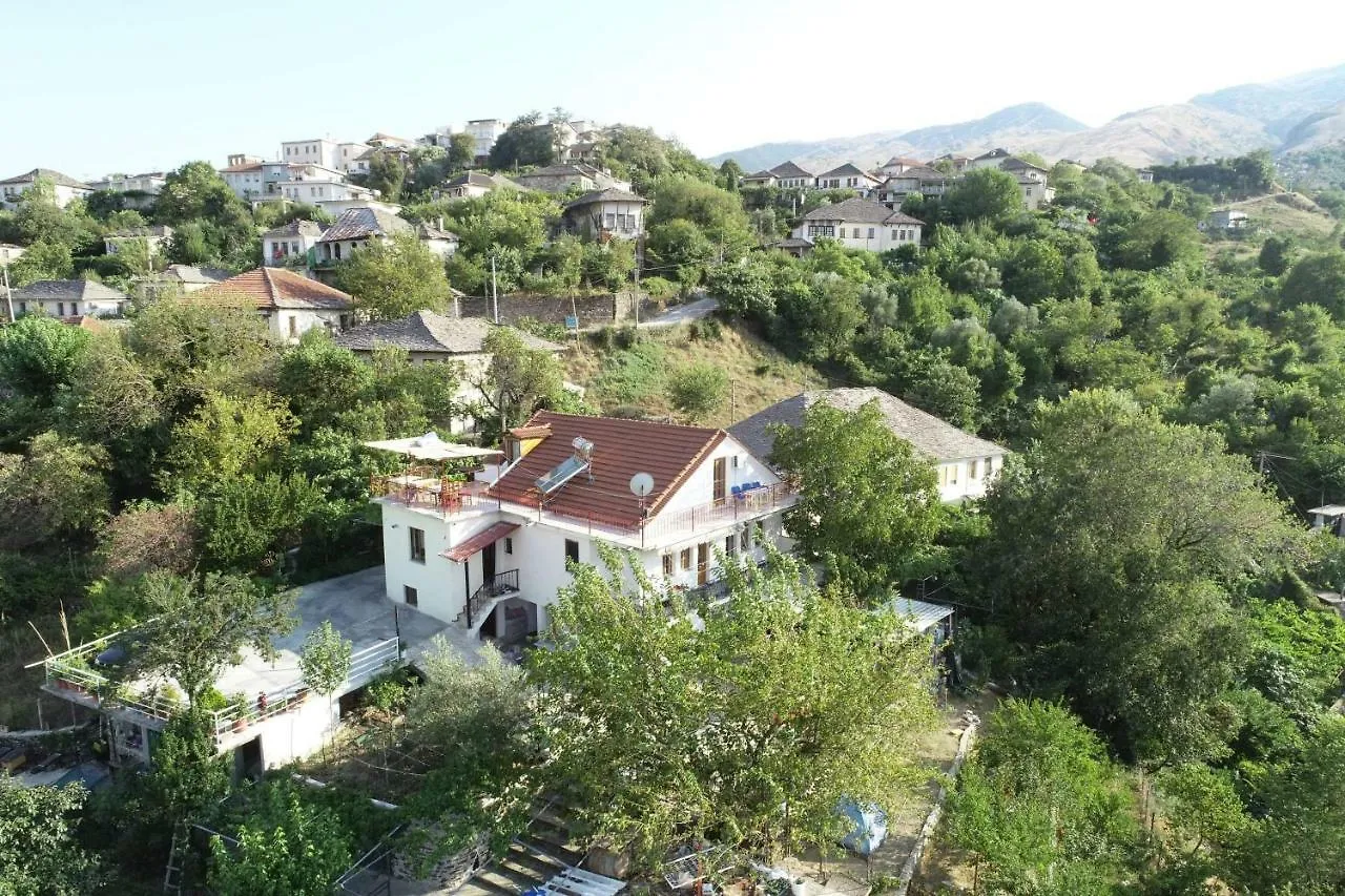 Guest House Argjiro Castle Gjirokastra Albánia