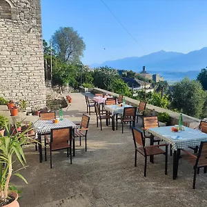 Frühstückspension Guri, Gjirokastër